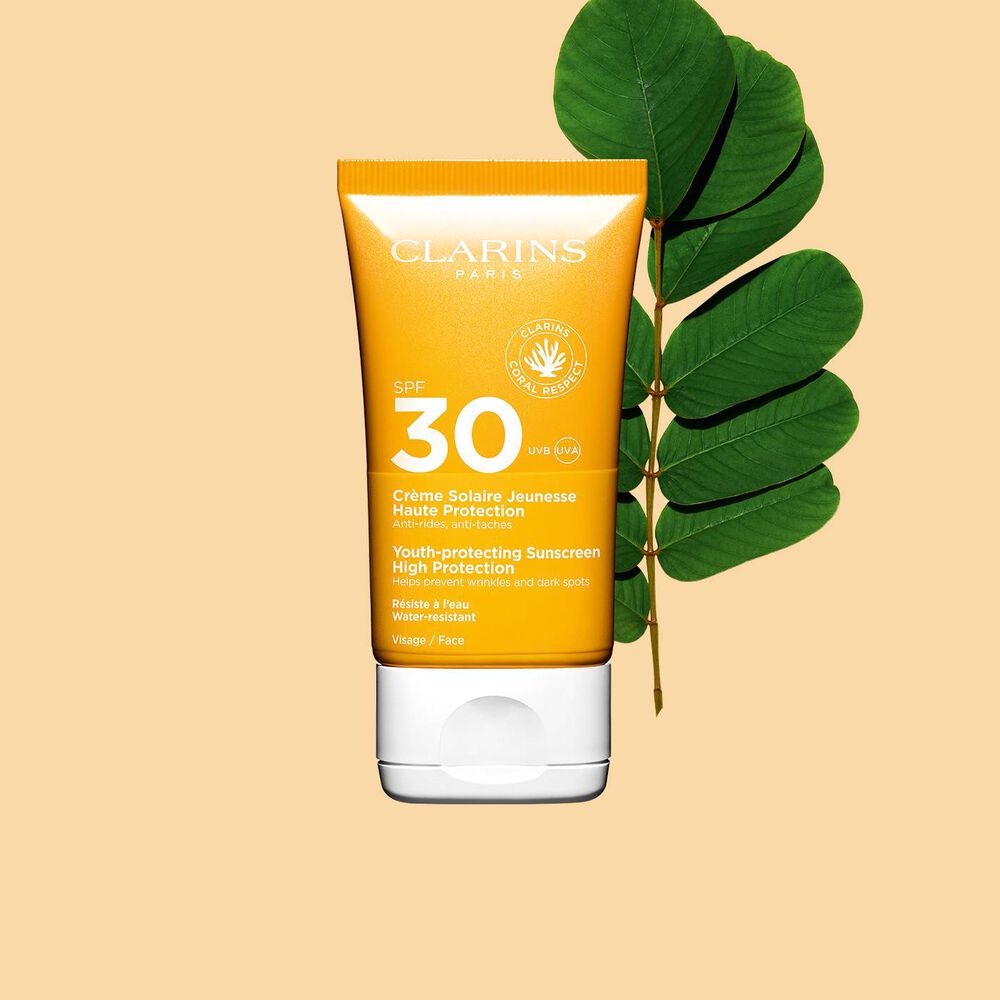 Youth-protecting Sunscreen High Protection SPF30 2024