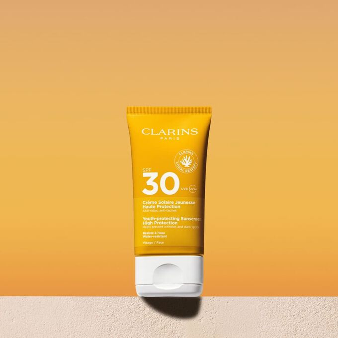 Youth-protecting Sunscreen High Protection SPF30 2024